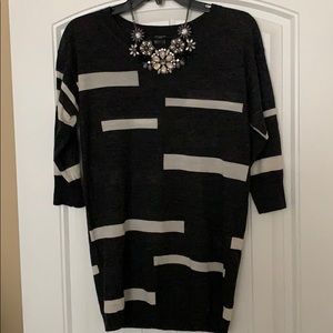 Ann Taylor grey and white top